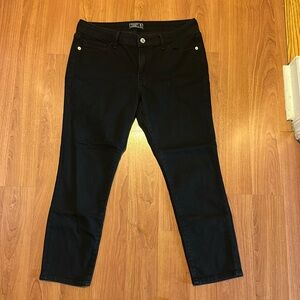 Abercrombie Mid Rise Super Skinny Ankle
